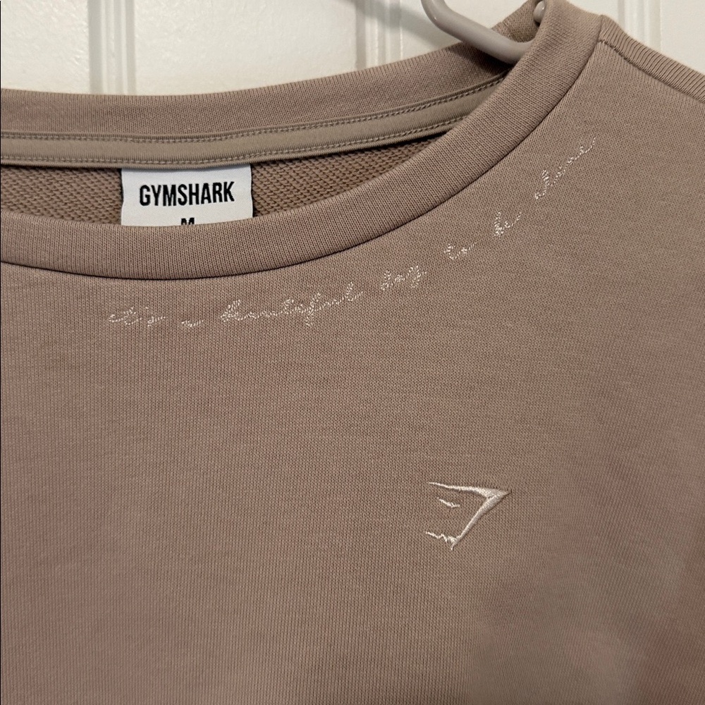 Gymshark Cropped Sweatshirt Taupe Elastic Waist Workout Pullover Size Medium - Picture 2 of 6
